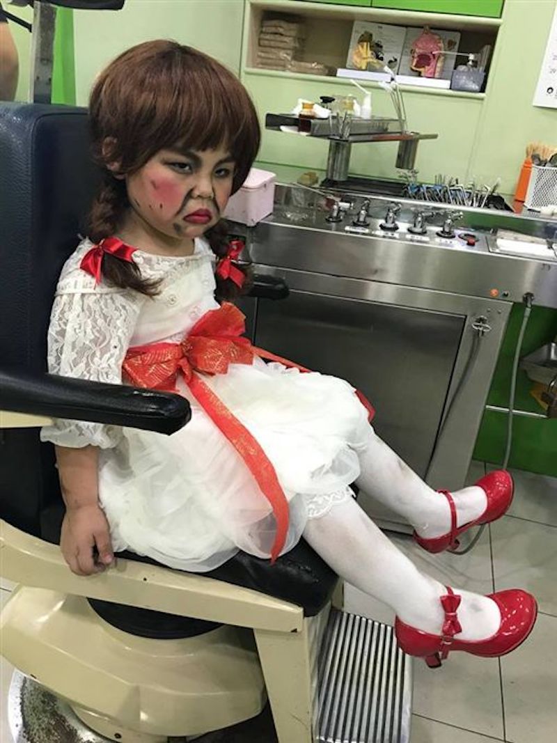 Bocah berkostum Annabelle (Nextshark)