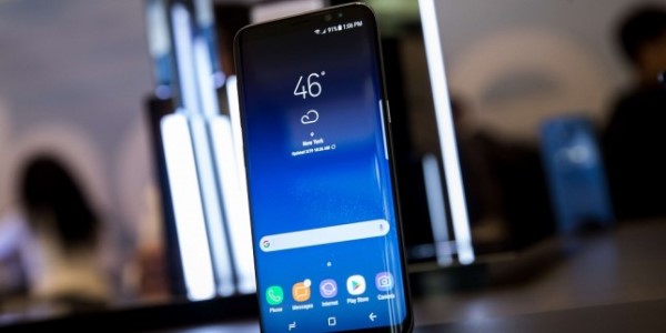 Samsung Galaxy S10+ Punya Layar Lebih Besar?