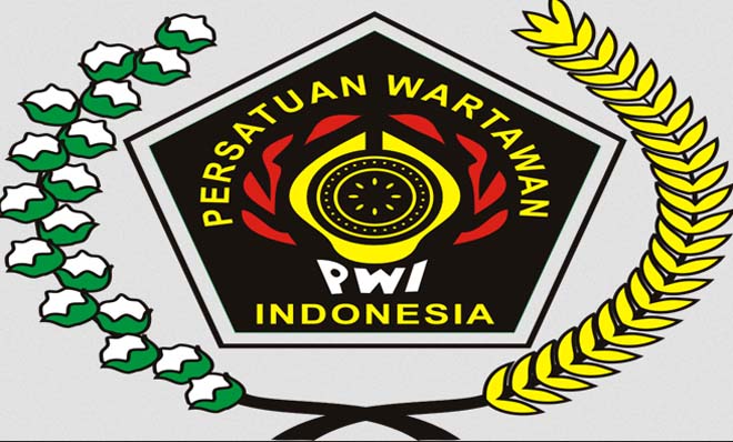 PWI Riau 2017-2022 Dilantik di Balai Pauh Janggi