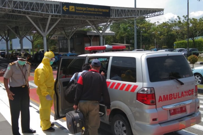 Hasil Pemeriksaan COVID-19 di Bandara SSK II Pekanbaru, 17 Orang Terkonfirmasi Positif