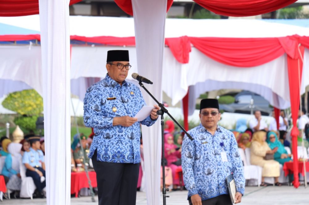 Wagubri Pimpin Upacara Peringatan Hari Ibu Ke-91 Tingkat Provinsi Riau