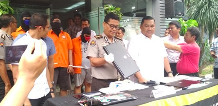 FBI Turun Tangan, Ini Fakta 3 Mahasiswa Surabaya Bobol 44 Negara