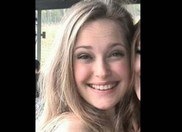 Celana Dalam Mahasiswi Cantik Ini Disita Pemerkosa Sebagai Piala