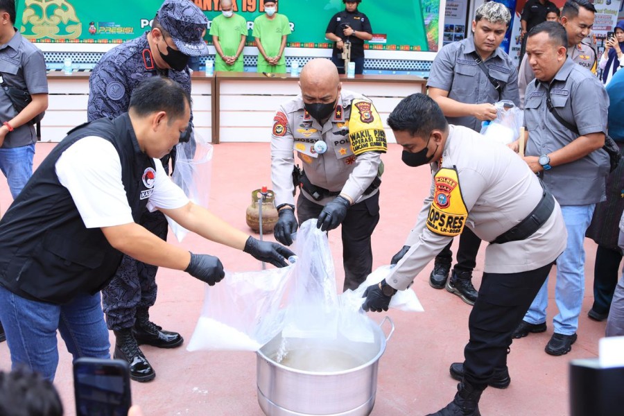 Polres Indragiri Hilir Gelar Pemusnahan Barang Bukti Sabu Seberat 19 Kg