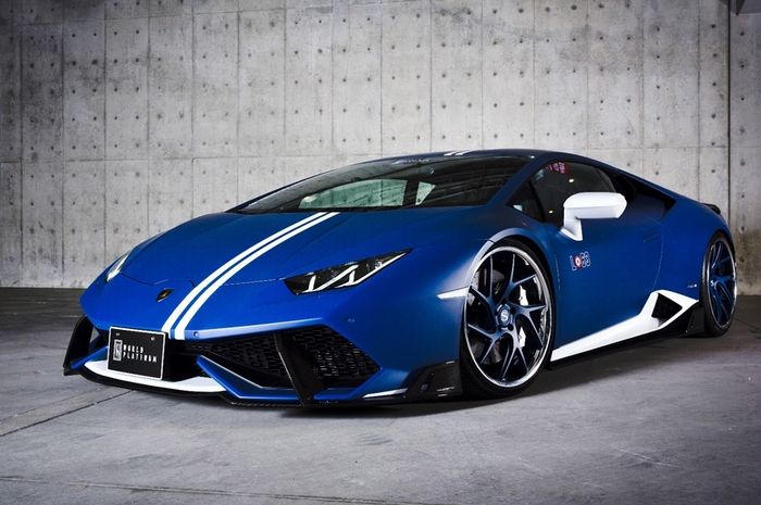 Lamborghini Huracan Makin Matang dengan Warna Biru Tua
