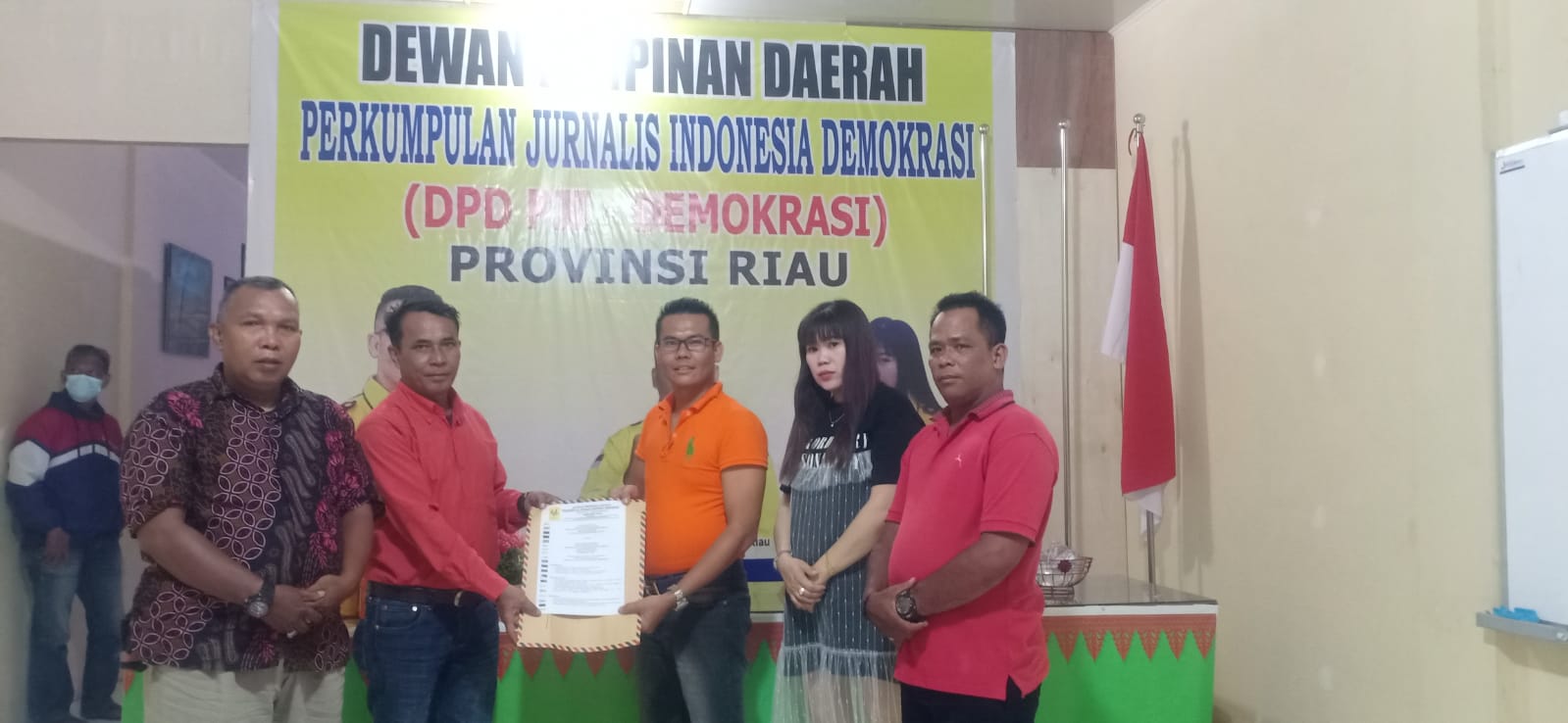 Ketua DPD PJID Riau Serahkan SK Pengurus DPC Bengkalis