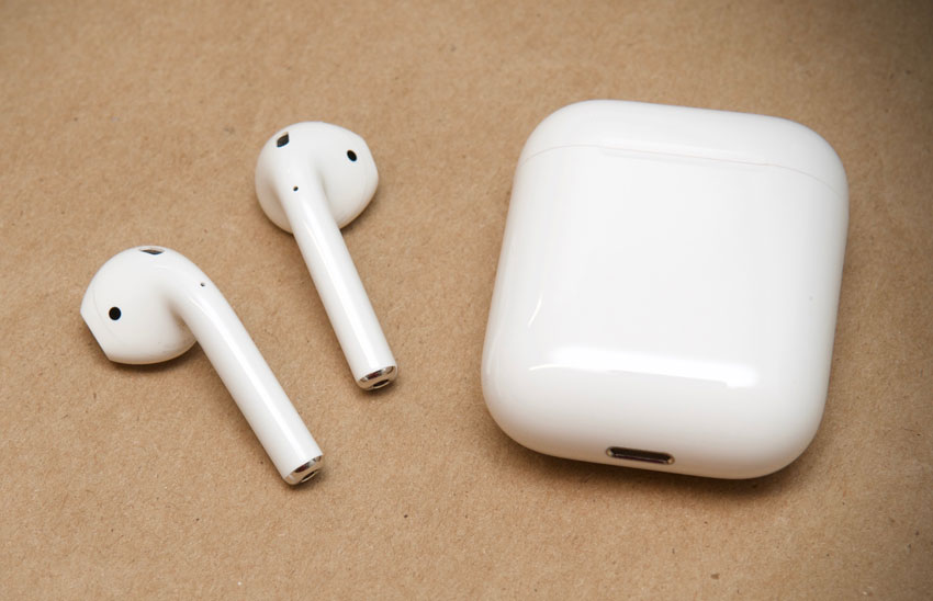 Apple AirPod Bersemayam di Dalam Perut Bocah 7 Tahun