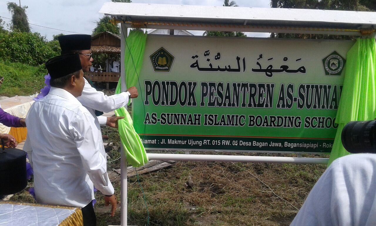 Bupati Rohil Suyatno Resmika Ponpes AS Sunnah Islamic Boarding School