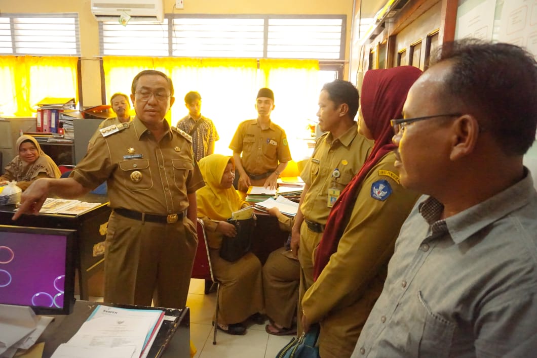 HM Wardan Lakukan Peninjauan di DPMD dan Disdik