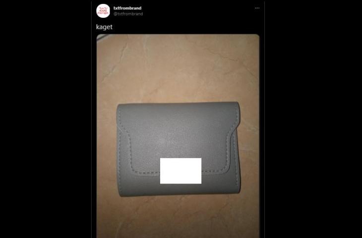 Adaw! Beli Dompet Branded, yang Datang Mereknya Bikin Kaget