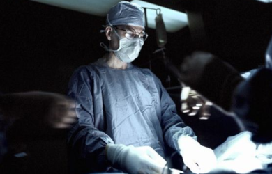 HEBOH! Transplantasi Kepala Manusia Pertama di Dunia Sukses Dilakukan