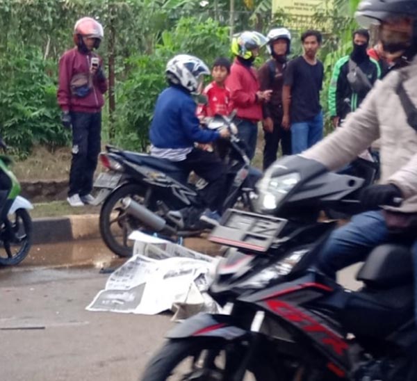 Jatuh dari Boncengan Sang Kekasih, Siti Novianti Tewas Terlindas Bus