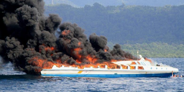 Speed Boat Tujuan Kepri Terbakar, Enam Orang Alami Luka Bakar