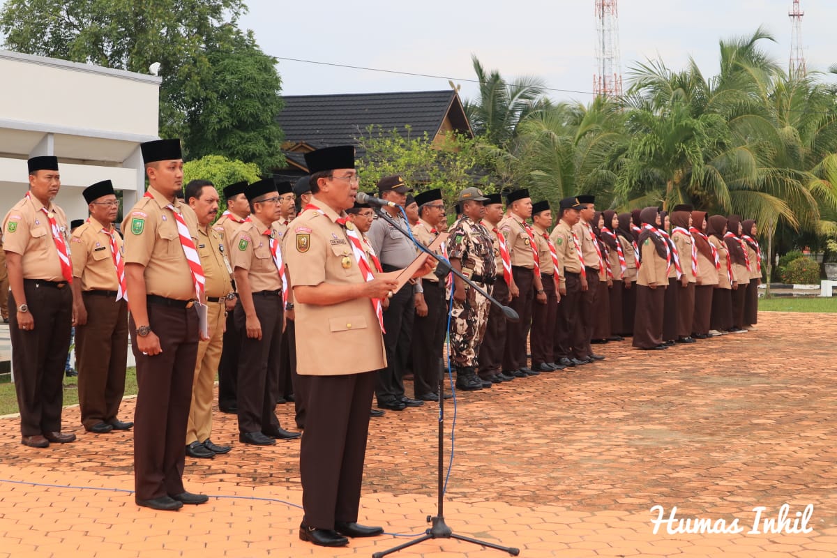 HM Wardan Pimpin Apel Gelar Senja Kwarcab 04.02 Gerakan Pramuka Kabupaten Inhil