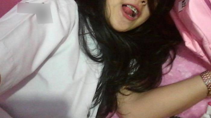 KASIHAN... 'Mahkota' ABG ini Direnggut Tukang Ojek di Pinggir Hutan