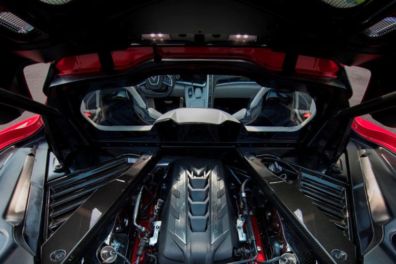 Interior Supercar yang Mengadopsi Kokpit Jet Tempur