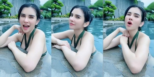 Wow! Maria Vania Basah-basahan dengan Bikini Hijau