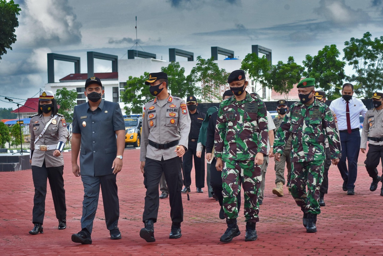 Wabup Bintan Pimpin Apel Pasukan Operasi Ketupat Seligi 2021 di Polres Bintan