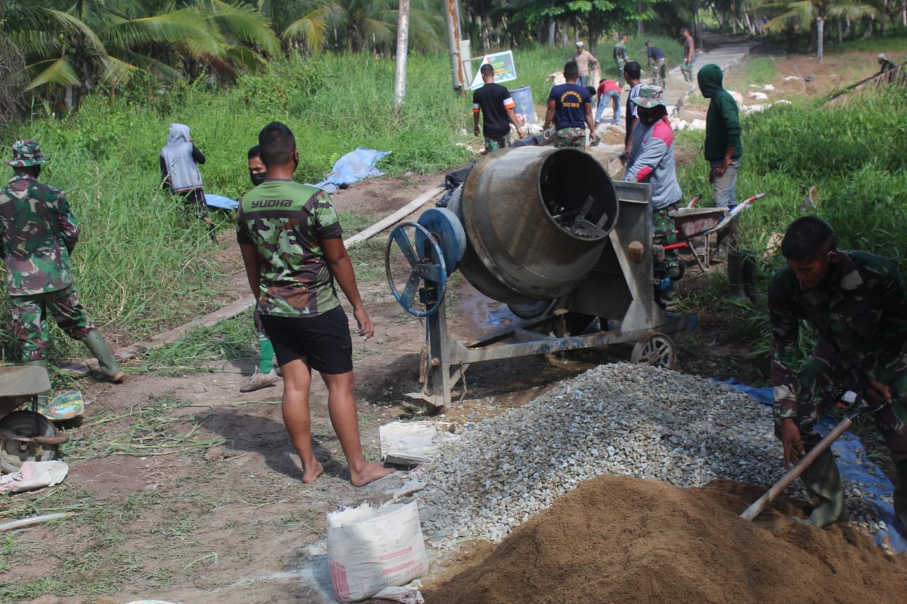 Kades Kerahkan Warga Untuk Percepat Pembangunan
