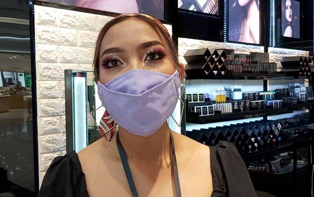 Jeritan Hati SPG Cantik Pusat Perbelanjaan Kala Mal Tutup Selama PPKM Darurat