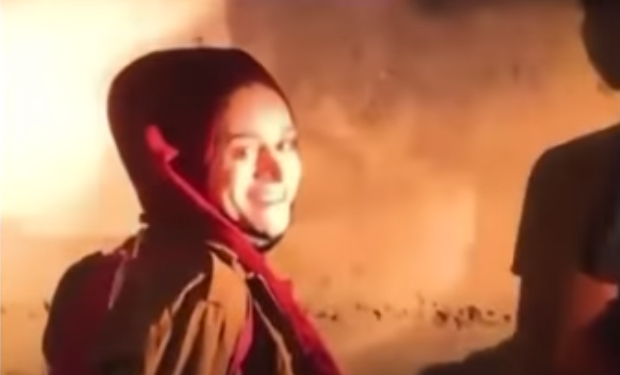 Mariam Afifi, Gadis Cantik Ini Tersenyum Saat Ditangkap Tentara Israel Karena Menuntut Hak Palestina