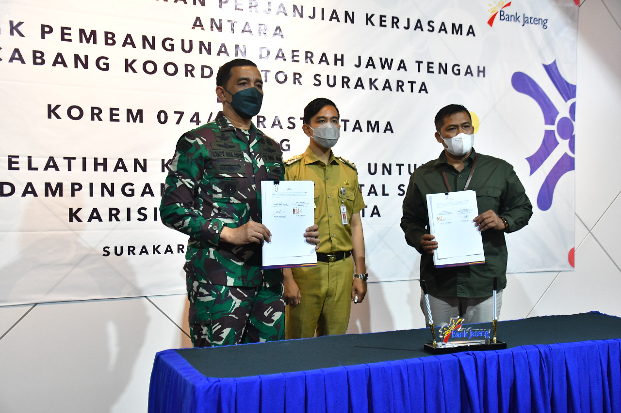 Korem 074/Warastratama Bersinergi Dengan Bank Jateng Launching Pelatihan UMKM Digital Kepada Babinsa
