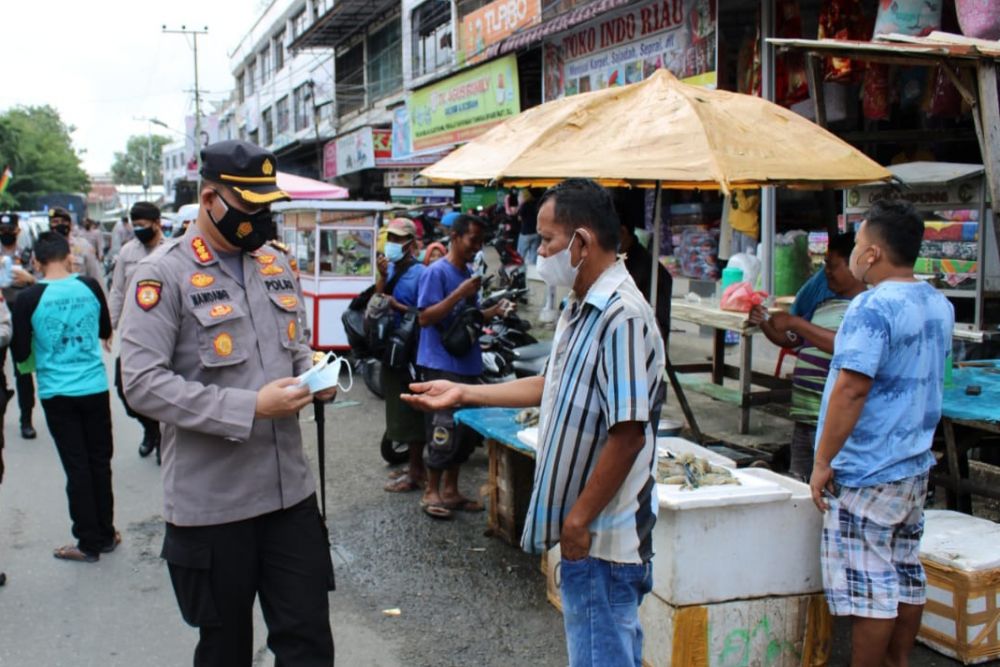 Cegah Penularan COVID-19, Kapolresta Pekanbaru Himbau Warga Patuhi Prokes