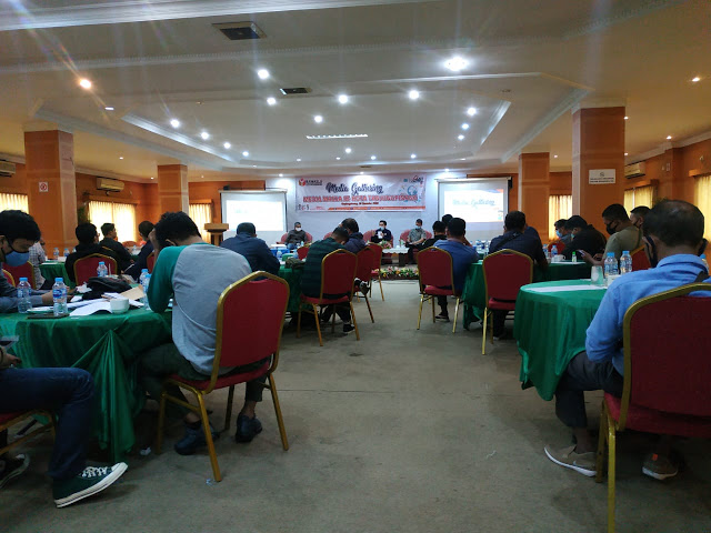 Bawaslu Kota Tanjungpinang Menggelar Media Gathering Bersama Awak Media Se-Kota Tanjungpinang