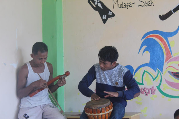 Pertamina dan Dompet Dhuafa Pendidikan Wadahi Potensi Pemuda Sanggar Seni Tomahutu Kelurahan Tubo Lewat Rumah Pintar dan Heritage