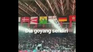 Bendera Bergerak Sendiri Saat Indonesia Masters