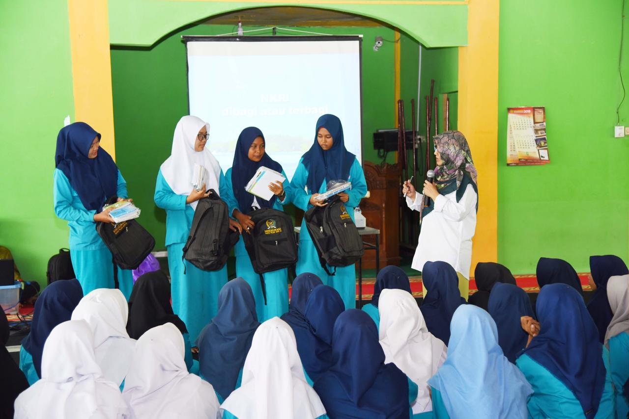 Intsiawati Ayus Sosialisasi Empat Pilar di SMK 3 Muhammadiyah Pekanbaru