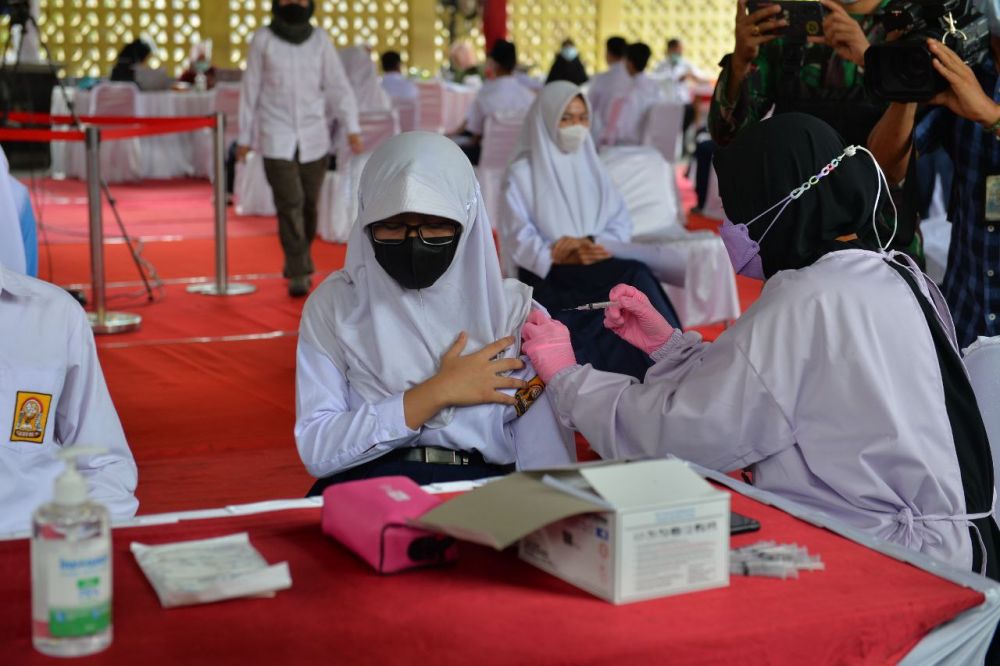 Capaian Vaksinasi Pekanbaru 72 Persen Lansia 32 Persen