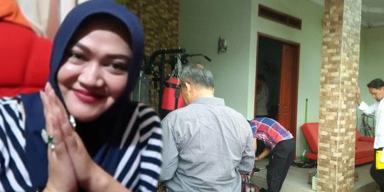 Polisi Lakukan Pemeriksaan di Rumah Almarhumah Lina, Sejumlah Barang Dibawa