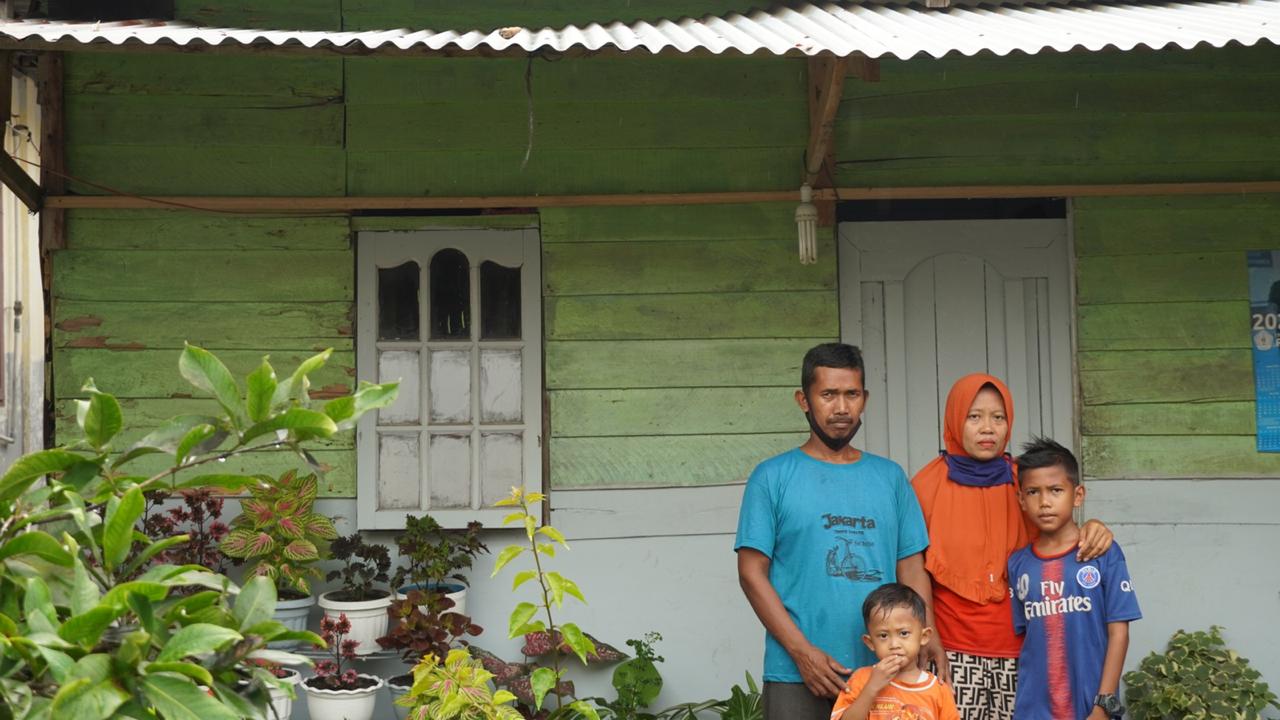 Anak Seorang Penjaga Sekolah di Siak Riau Lulus Jadi Polisi