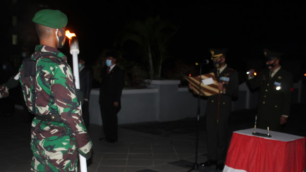 Upacara Kehormatan dan Renungan Suci HUT 75 RI di Taman Makam Pahlawan Yudha Bhakti