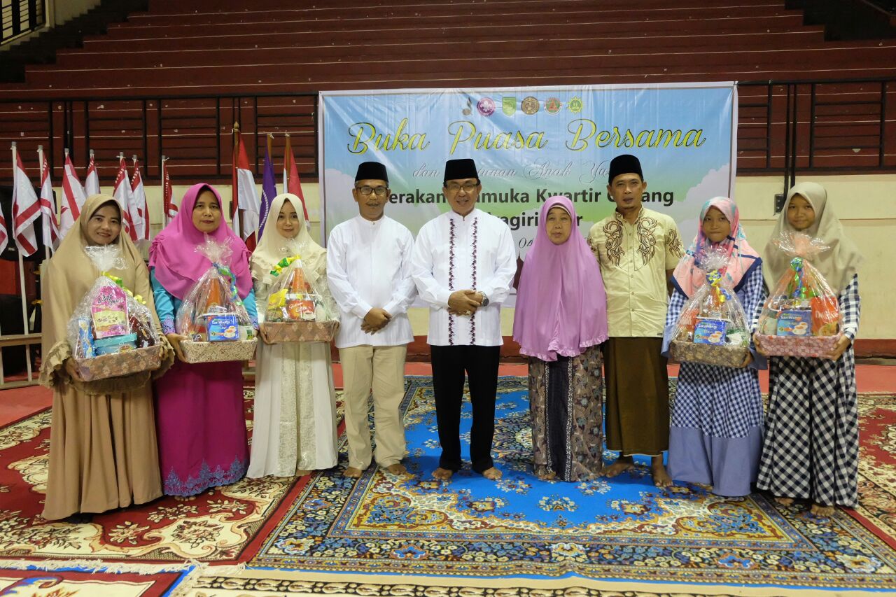 Kwarcab Pramuka Inhil Salurkan Sejumlah Santunan