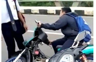Dikeroyok Empat Pelajar, Siswa Mts Tewas Tersungkur di Atas Motor