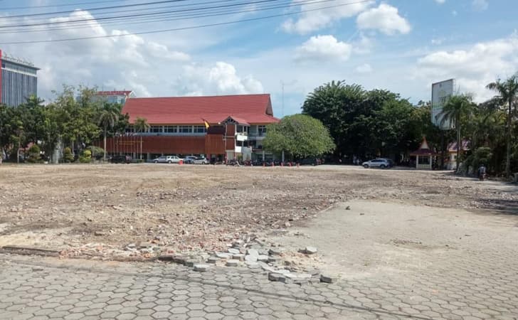 Dinas PUPR Kota Pekanbaru Targetkan November ini Pembongkaran dan Pembersihan MPP Terbakar Tuntas