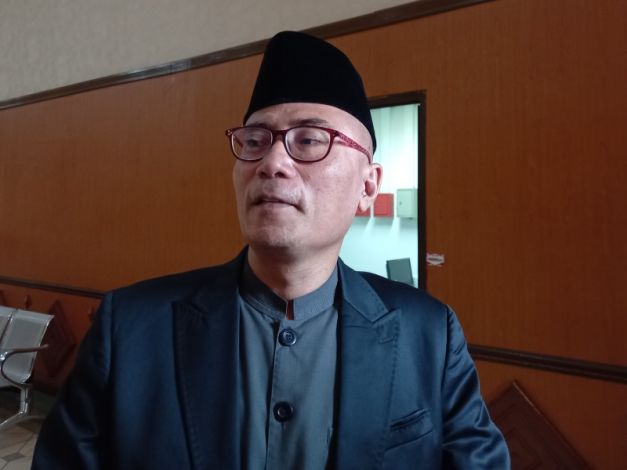 Masjid Daarul Abrar DPRD Riau Sembelih 13 Sapi Kurban