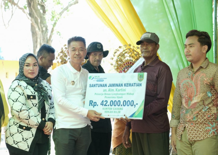 Tanam Pohon Pohon Hari Lingkungan Hidup Sedunia, Bupati : Daur Ulang Solusi Kurang Sampah Plastik