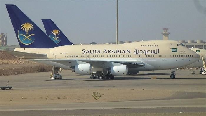 Pesawat Arab Saudi Terpaksa Putar Balik karena Seorang Ibu Ketinggalan Bayi