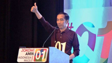 Jokowi Perkenalkan Salam Jempol dan Tagar #01IndonesiaMaju