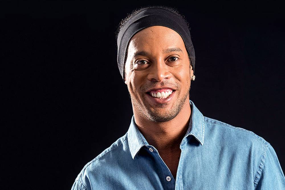 Ronaldinho, Legenda Eksentrik Brasil Itu Gantung Sepatu
