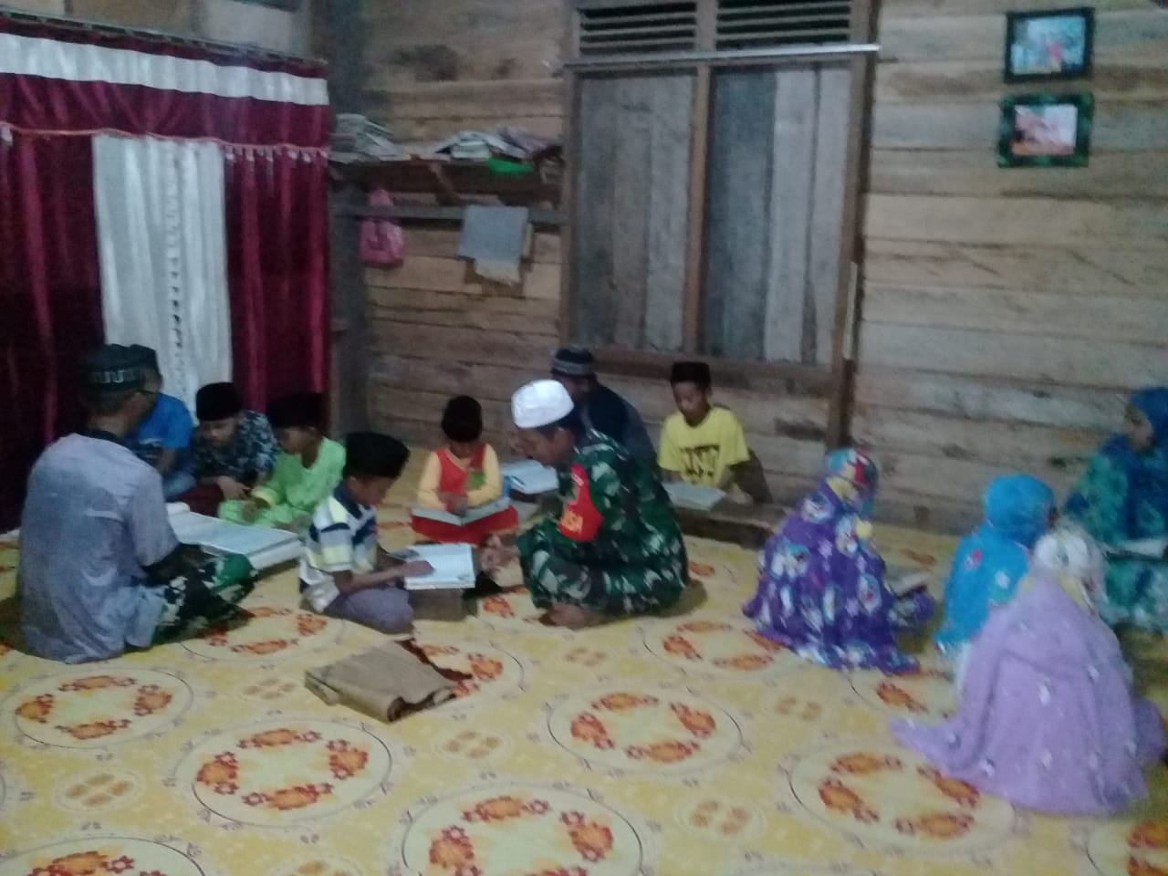 Babinsa Dampingi dan Membaca Al-Quran