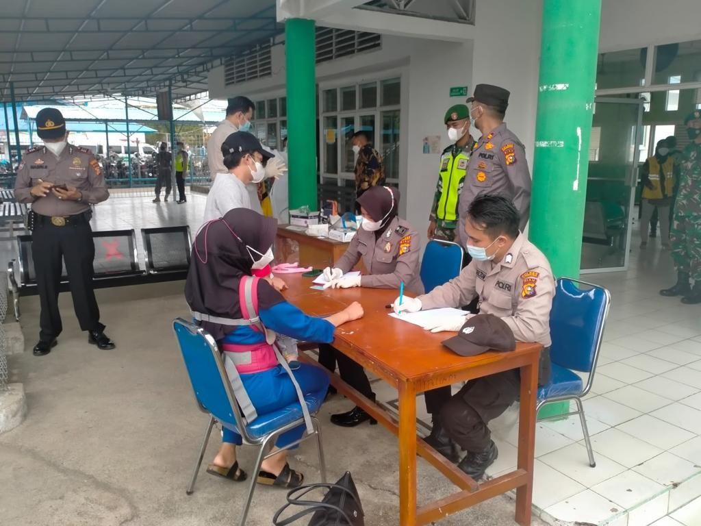 Satu Penumpang dari Kepri Reaktif Covid-19