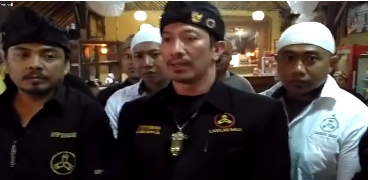 VIDEO: Ormas Laskar Bali Minta Maaf ke Umat Islam di Riau