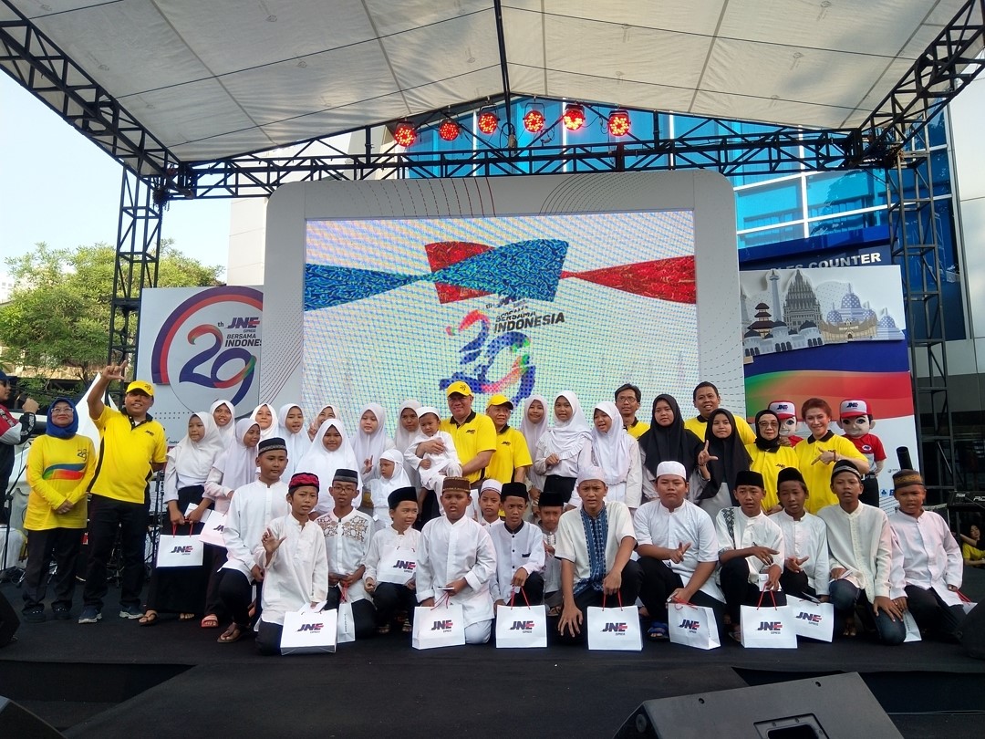 JNE Pecahkan Rekor MURI setelah CSR dan Harbokir di Perayaan HUT Ke-29 Tahun