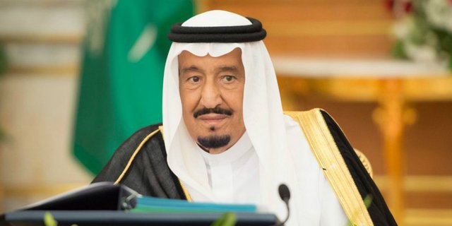 Raja Saudi Bagi-bagi Insentif Rp3,7 Juta untuk PNS