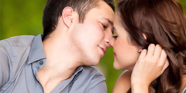 Tiga Fakta Unik Seputar Ciuman