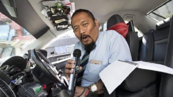 KEREN! Buat Taksi Karaoke, Pria Indonesia Ini Mendadak Beken di Selandia Baru